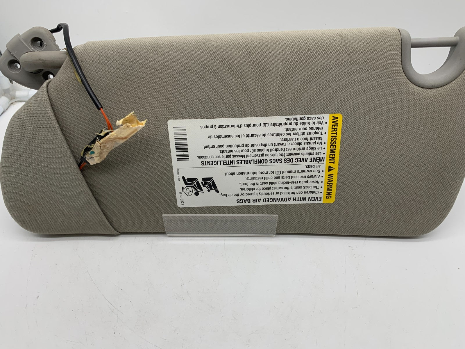 2006-2011 Buick Lucerne Passenger Sun Visor Gray Illumination OEM A01B48006