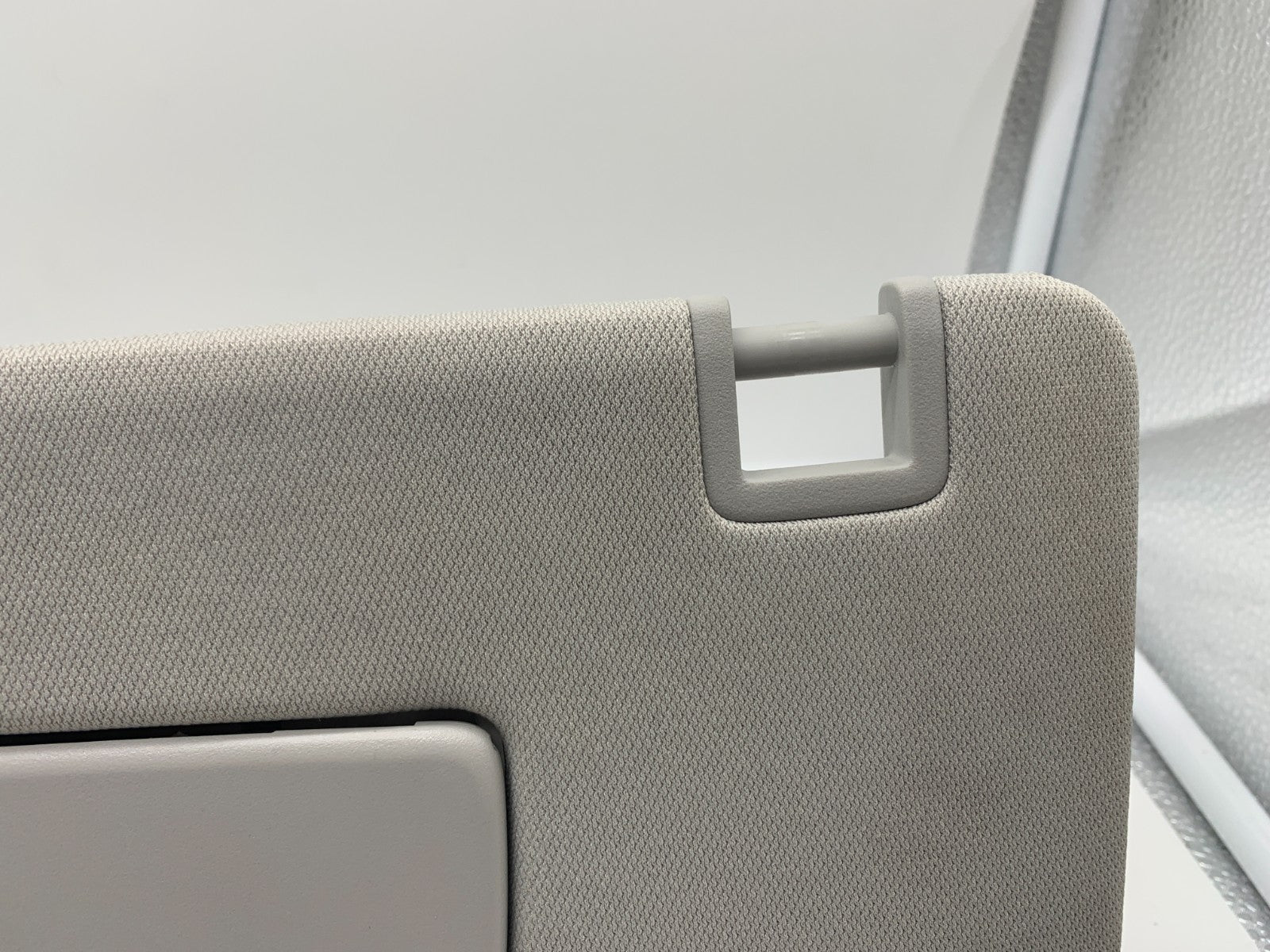 2021-2023 Chevrolet Trailblazer Driver Sun Visor Gray Illuminated OEM A01B56002