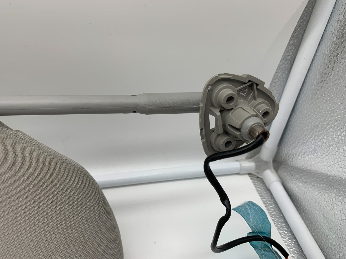 2006-2011 Buick Lucerne Passenger Sun Visor Gray OEM B04B46009