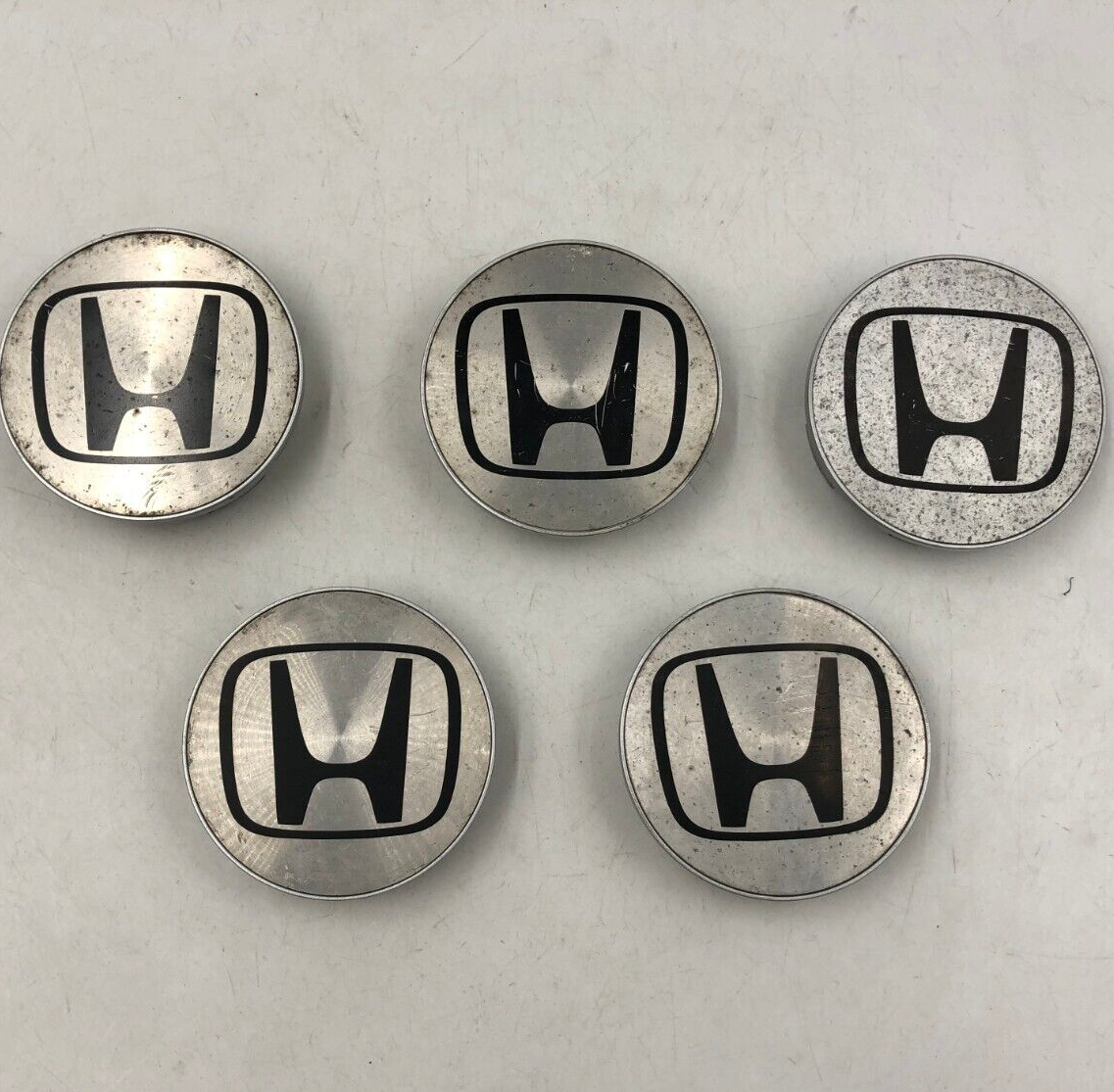 Honda Rim Wheel Center Cap Set Silver OEM D04B31085