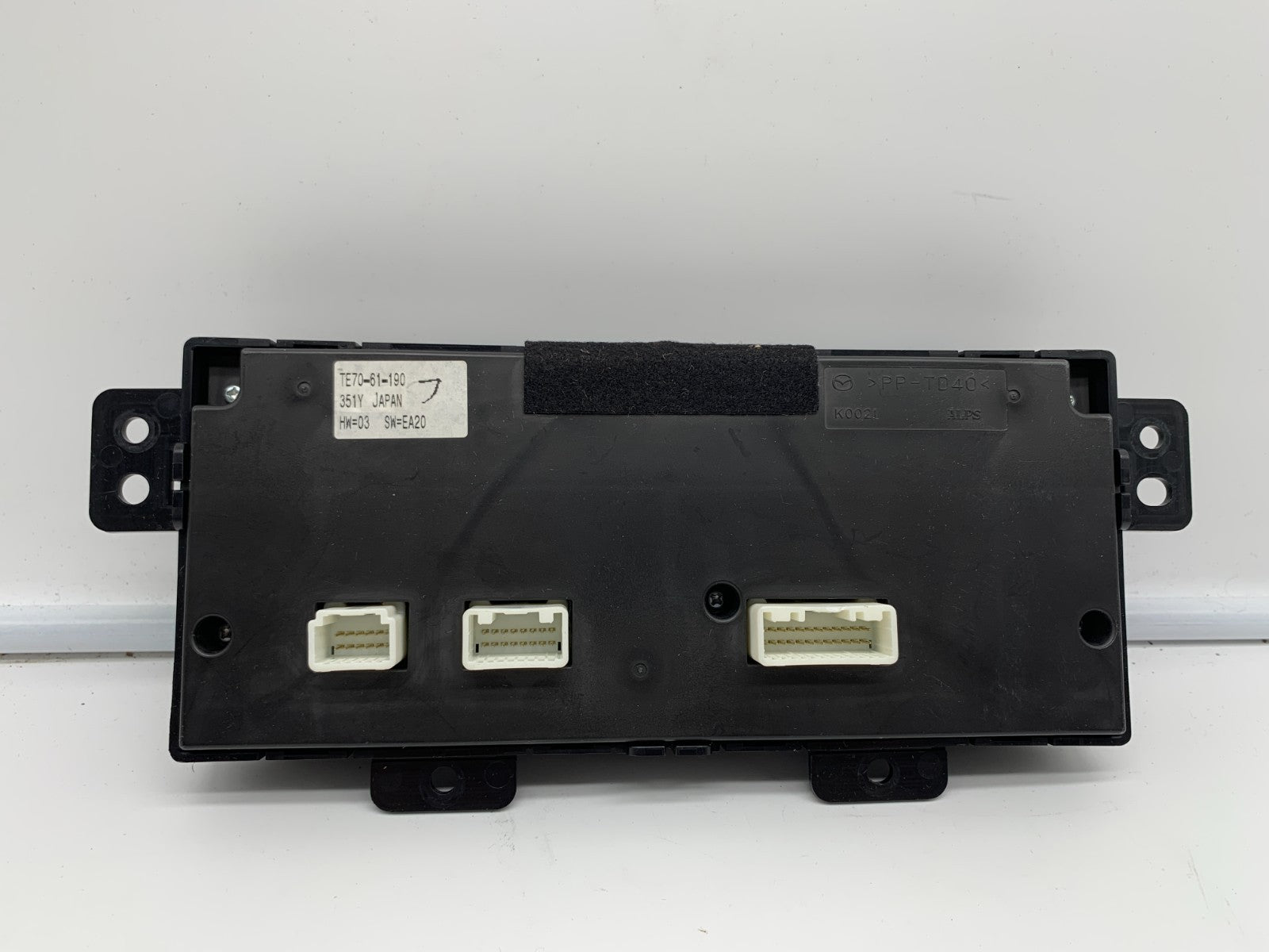 2010-2015 Mazda CX-9 CX9 AC Heater Climate Control Unit OEM B03B20038