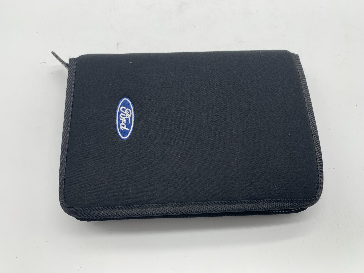 2010 Ford Taurus Owners Manual Set with Case OEM B04B19015