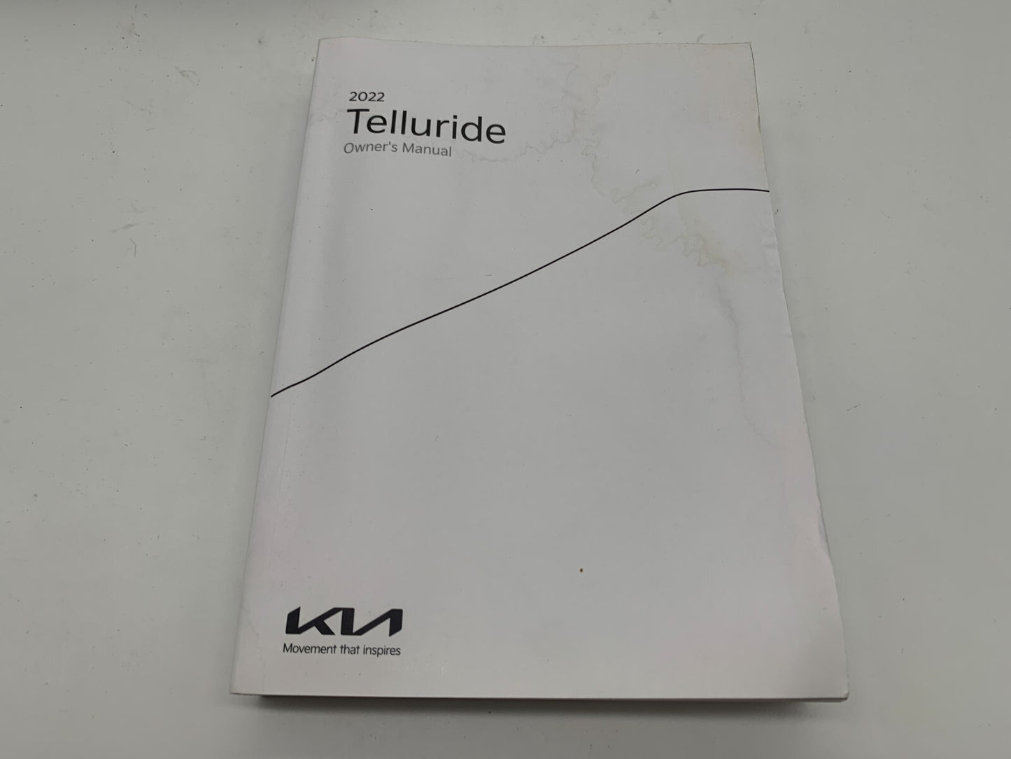 2022 Kia Telluride Sedan Owners Manual Set with Case OEM E01B46009