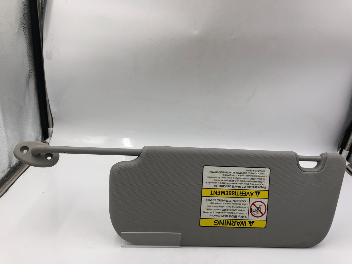 2014-2019 Kia Soul Passenger Sun Visor Gray OEM D01B68001