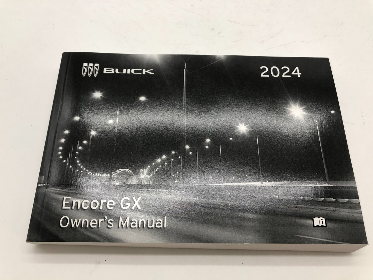 2024 Buick Encore GX Owners Manual with Case OEM C01B53028