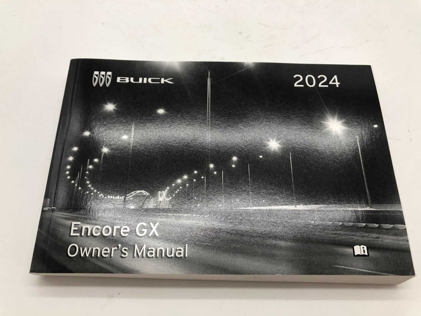 2024 Buick Encore GX Owners Manual with Case OEM C01B53028