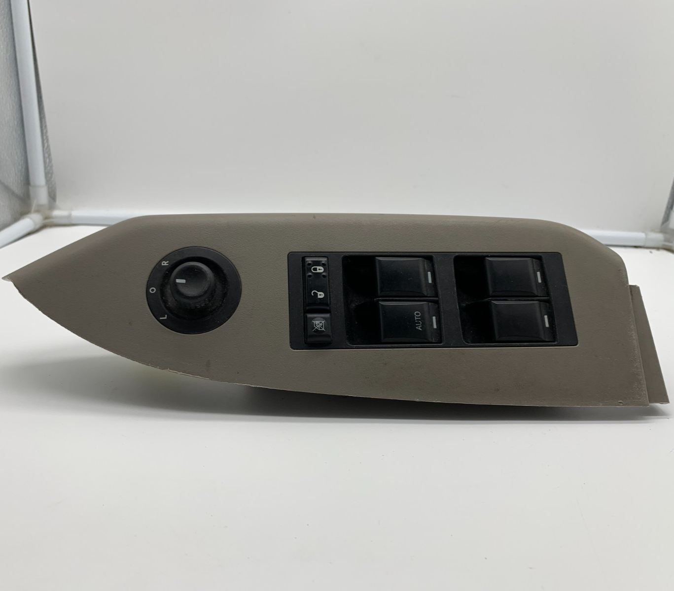 2011-2012 Dodge Caliber Master Power Window Switch OEM C03B05067