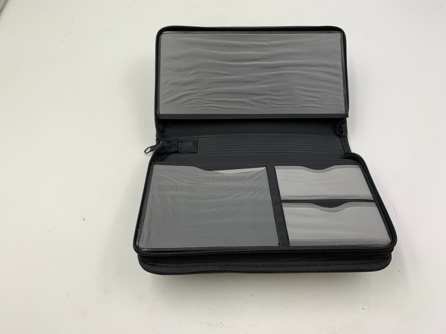 2006 Nissan Maxima Owners Manual Set with Case OEM B02B38083