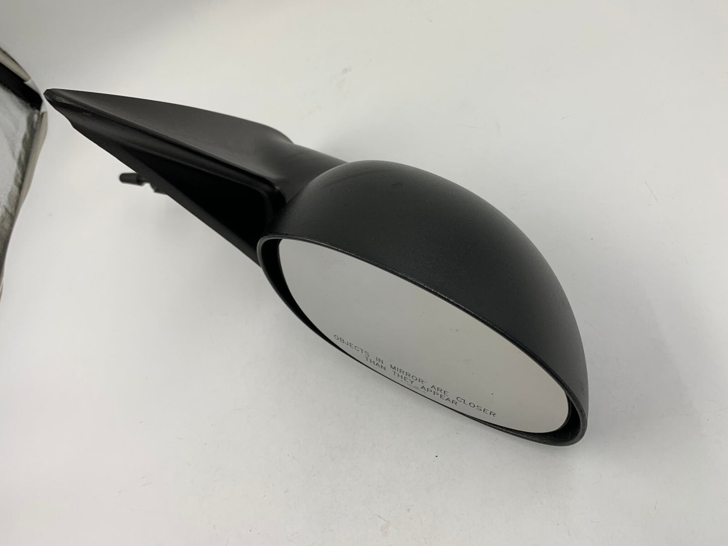 2004-2009 Chrysler PT Cruiser Passenger Side Manual Door Mirror Black B03B03011