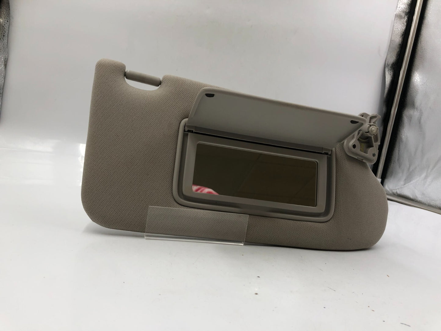 2013-2018 Nissan Altima Passenger Sun Visor Sunvisor Gray Illumination D01B09009