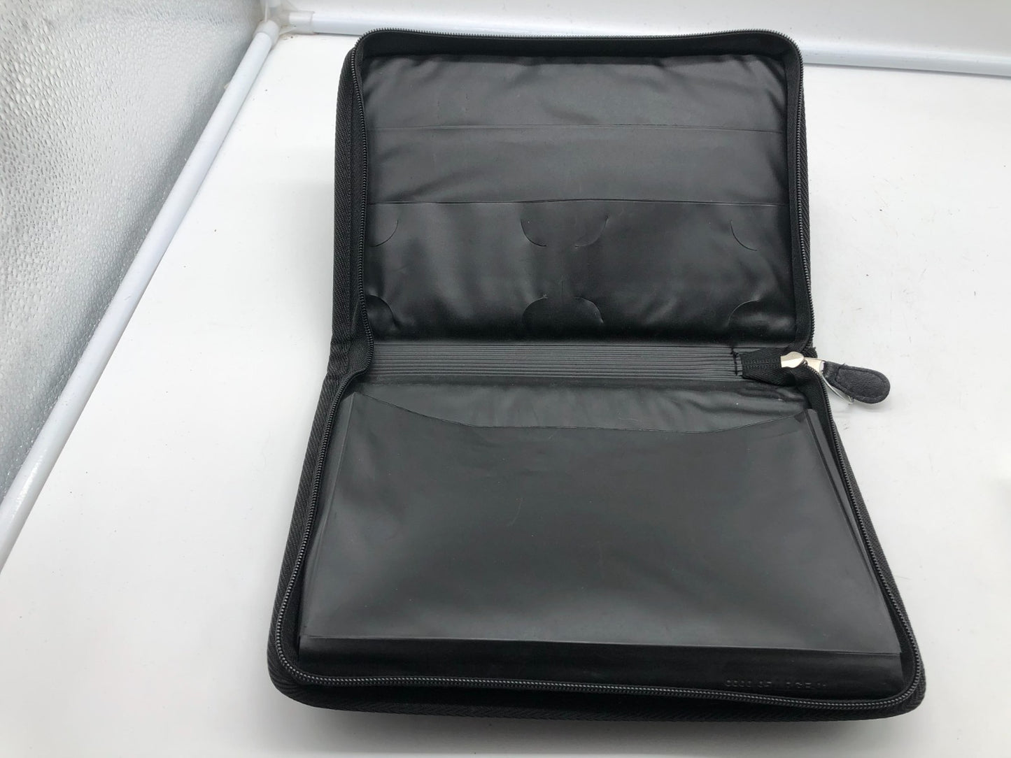 2007 Mazda 3 Owners Manual With Case OEM B04B33049