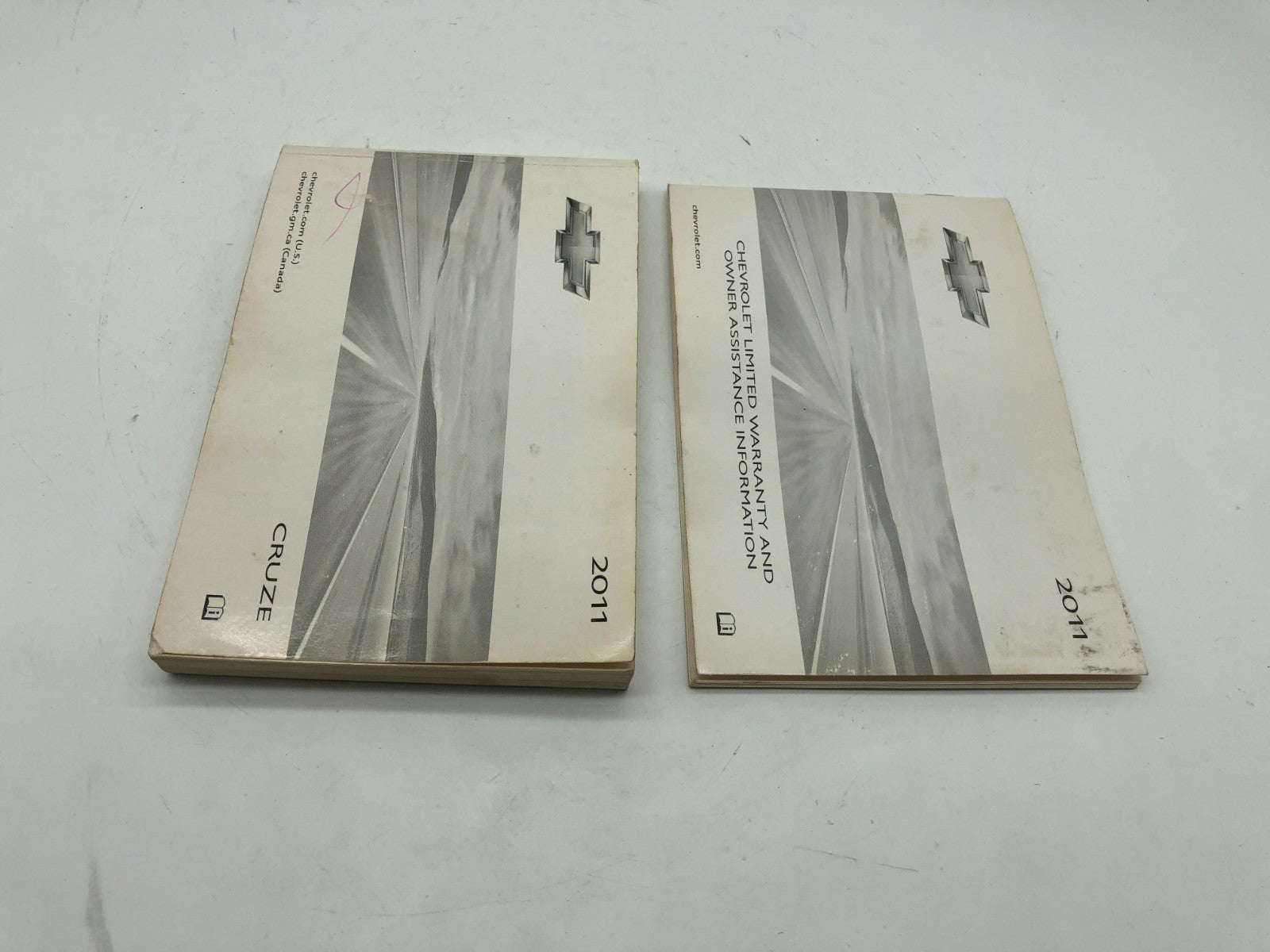 2011 Chevrolet Cruze Owners Manual Set OEM B04B33052