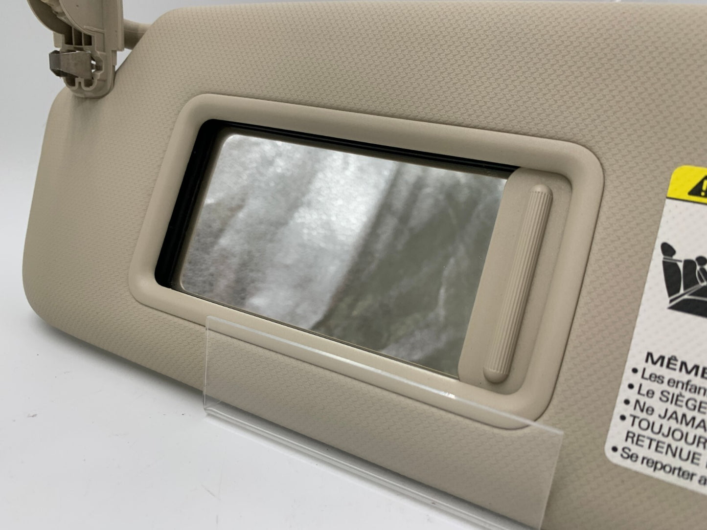 2008-2011 Audi A5 Driver Sun Visor Illumination Beige OEM D04B43063