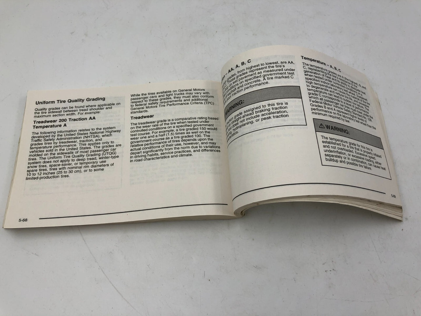 2009 Chevrolet Malibu Owners Manual OEM A04B43069