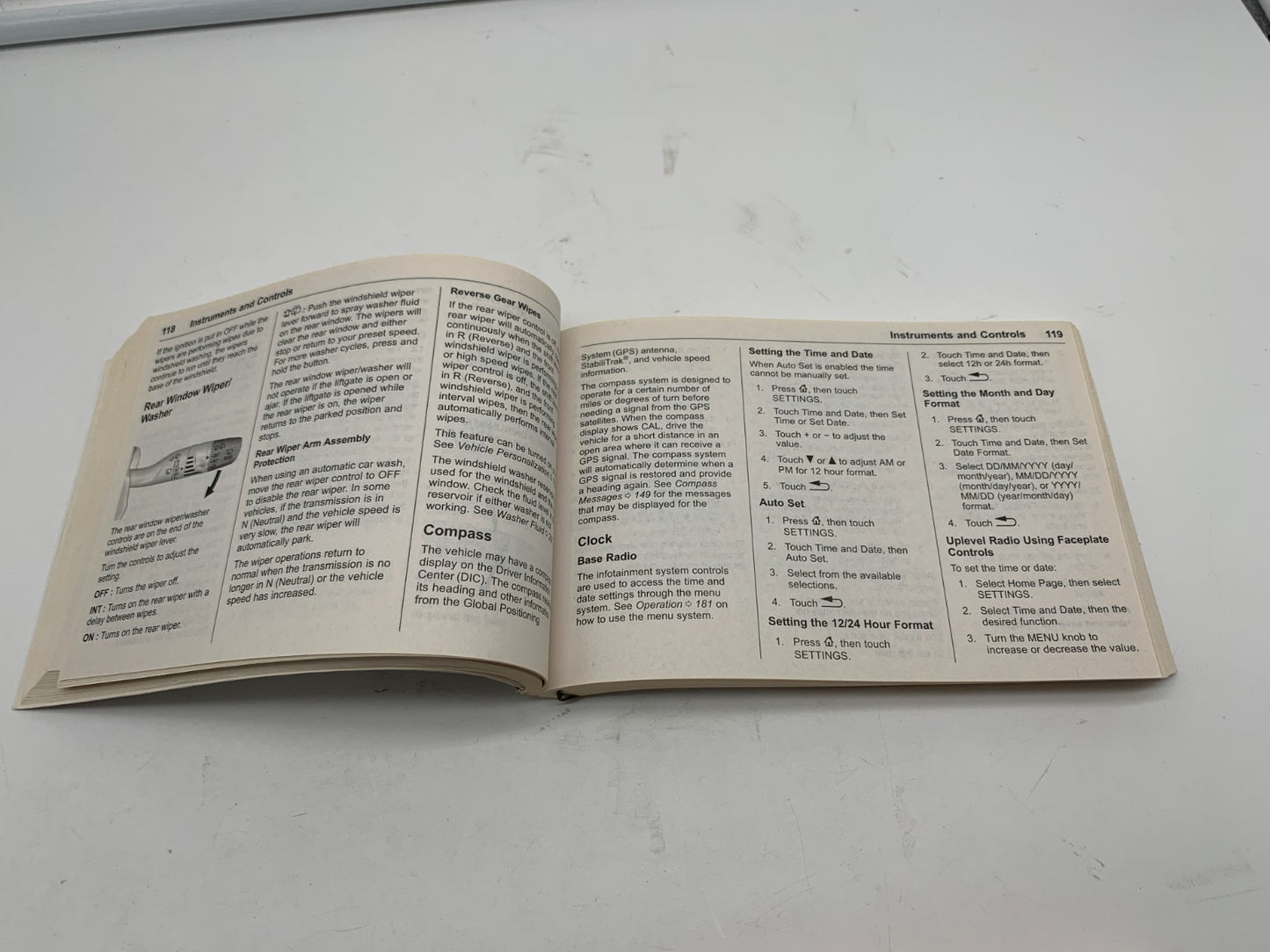 2017 GMC Acadia Owners Manual Set OEM B04B25009