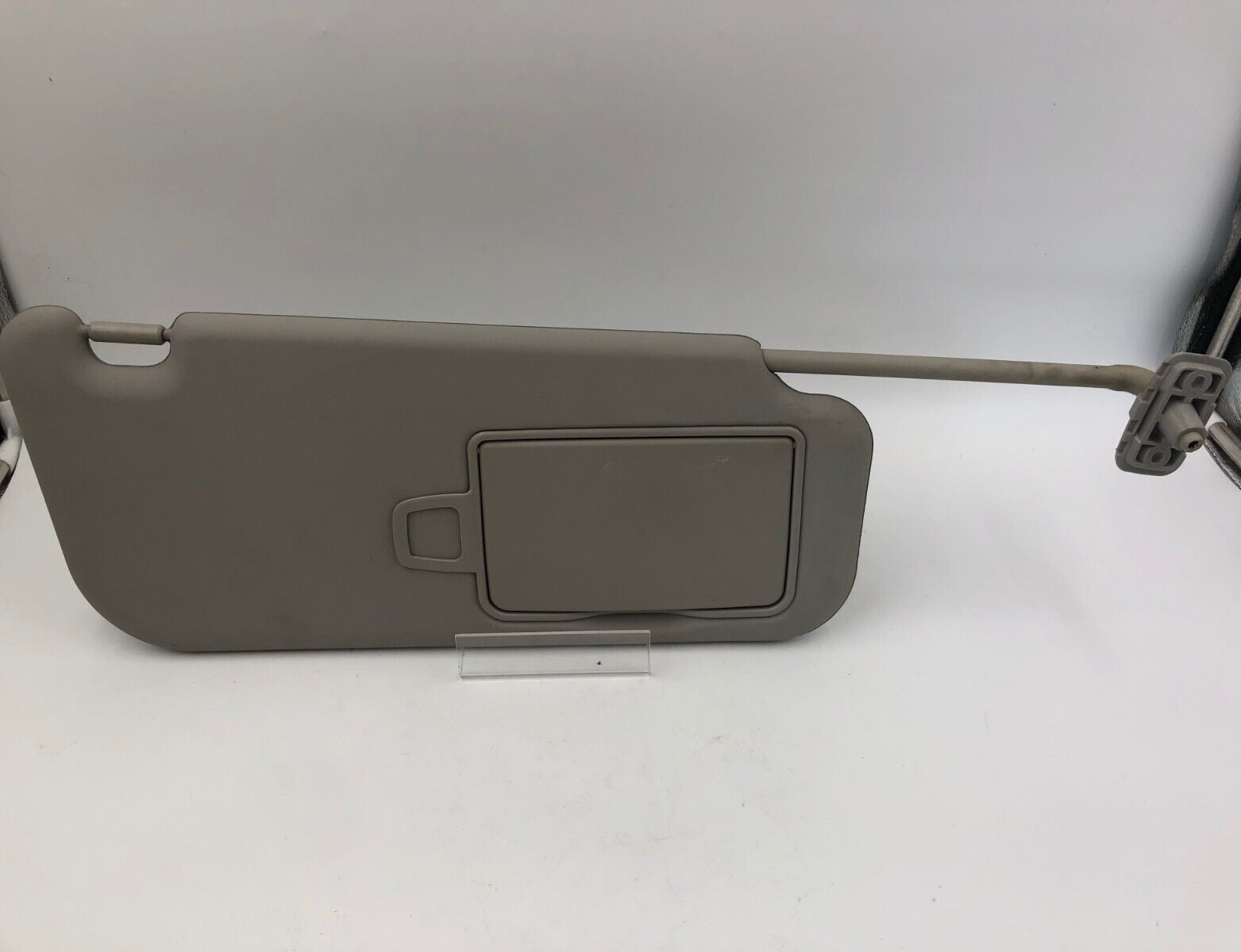 2010-2013 Kia Soul Passenger Sun Visor Gray OEM C04B16023