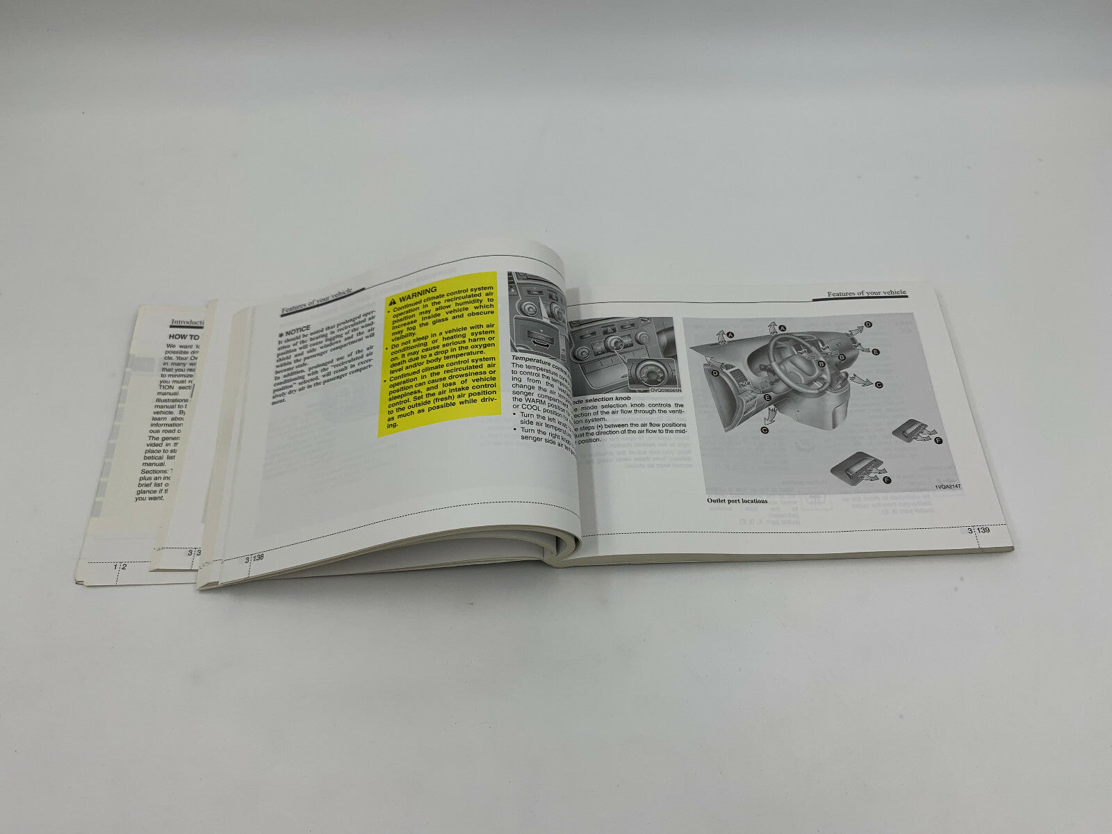 2005 Kia Sedona Owners Manual OEM D04B25083