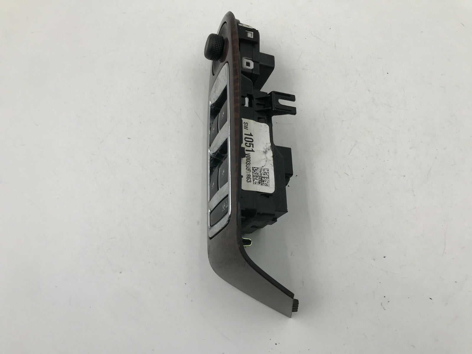 2013 Chevrolet Malibu Master Power Window Switch OEM C01B23008