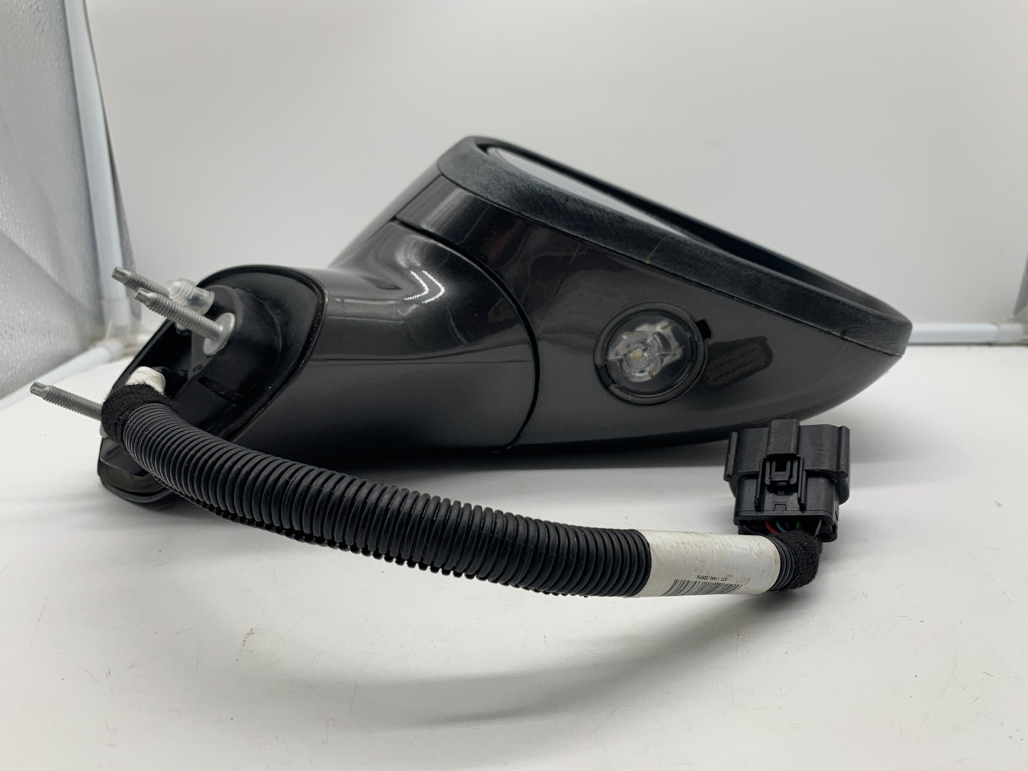 2019-2020 Ford Fusion Passenger Side View Power Door Mirror Gray BSA D01B19012