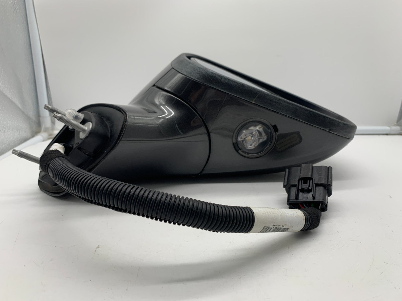 2019-2020 Ford Fusion Passenger Side View Power Door Mirror Gray BSA D01B19012