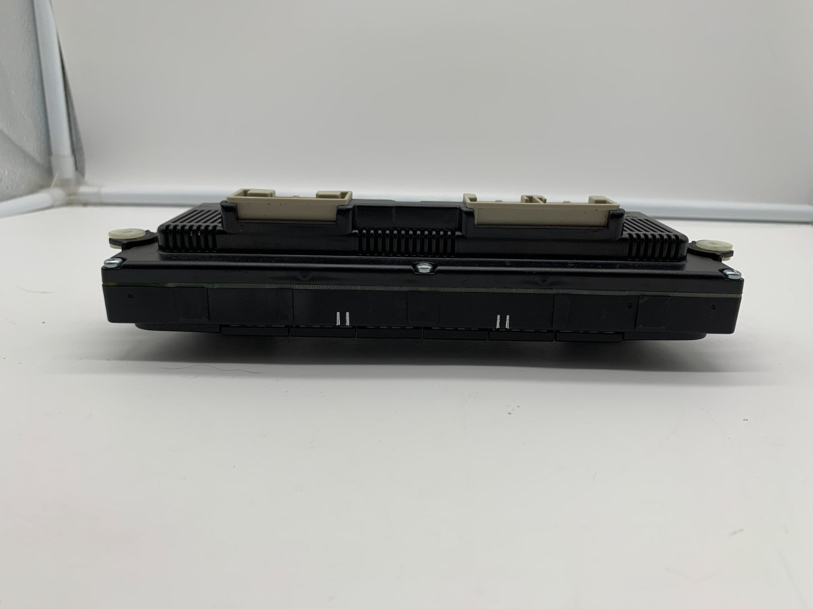 2009-2010 Volkswagen EOS AC Heater Climate Control Unit OEM C01B24024