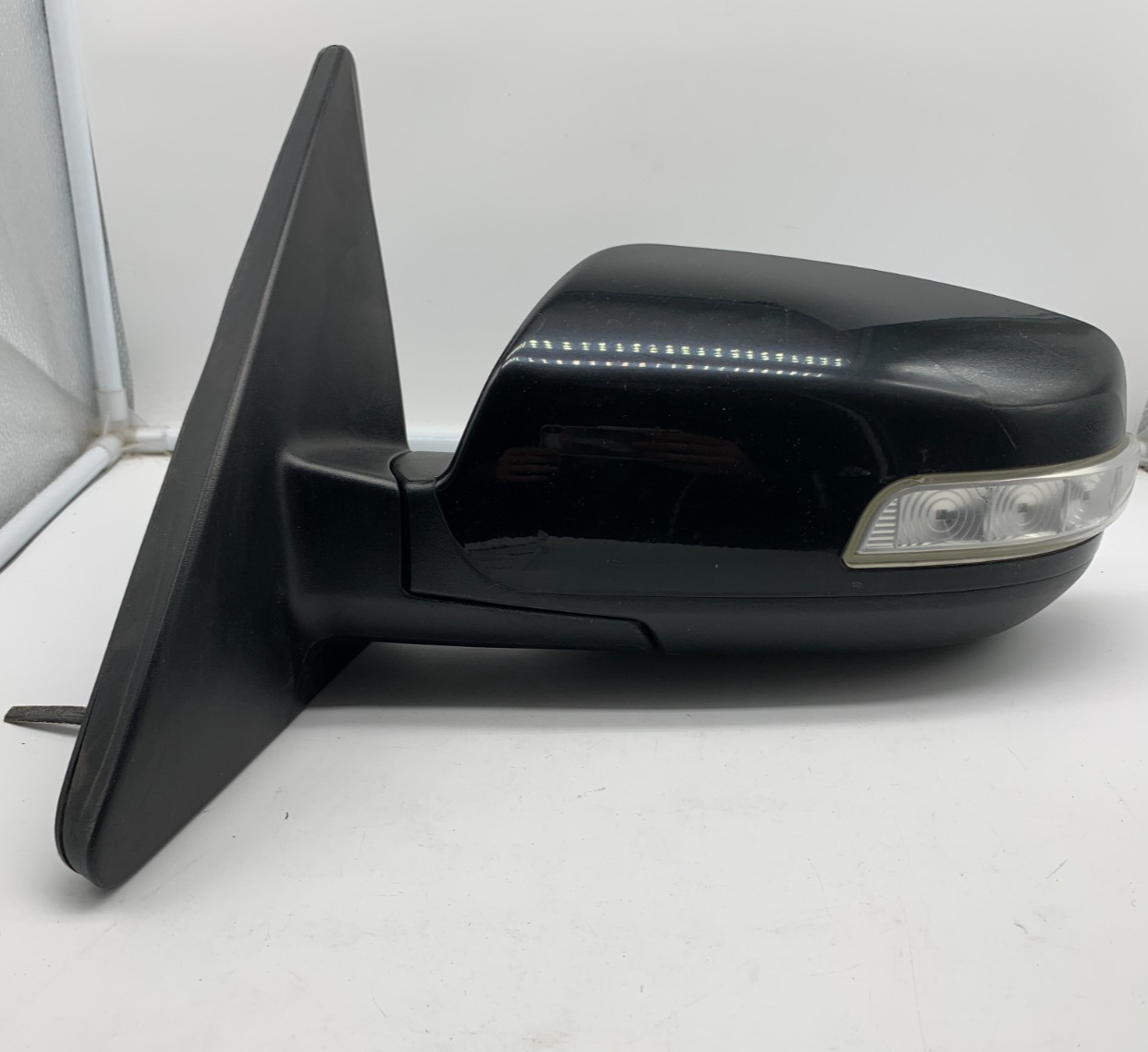2011-2015 Kia Sorento Driver Side View Power Door Mirror Black OEM C02B11067