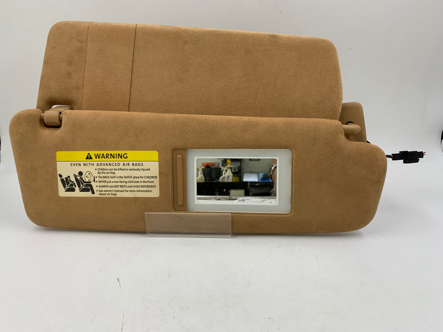 2008-2010 Porsche Cayenne Passenger Sun Visor Brown Illuminated C01B56006