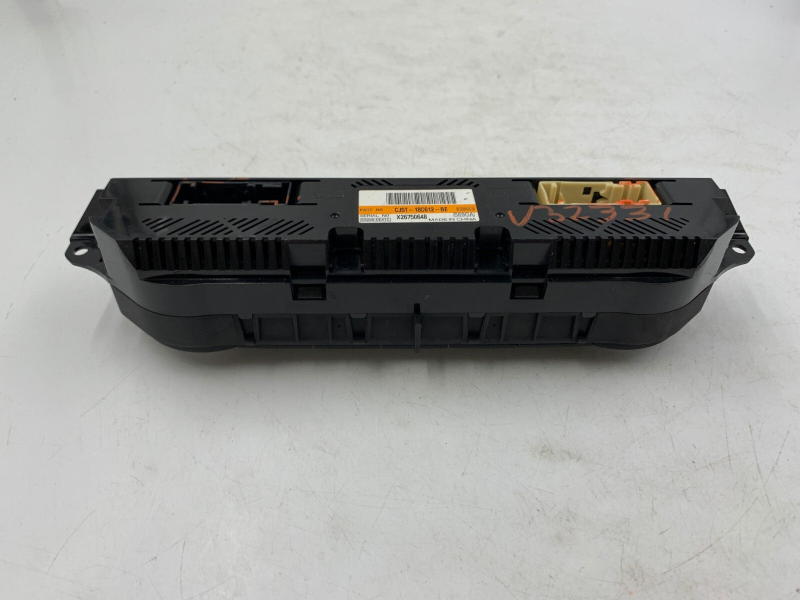 2015-2016 Ford Escape AC Heater Climate Control Unit OEM B03B55034