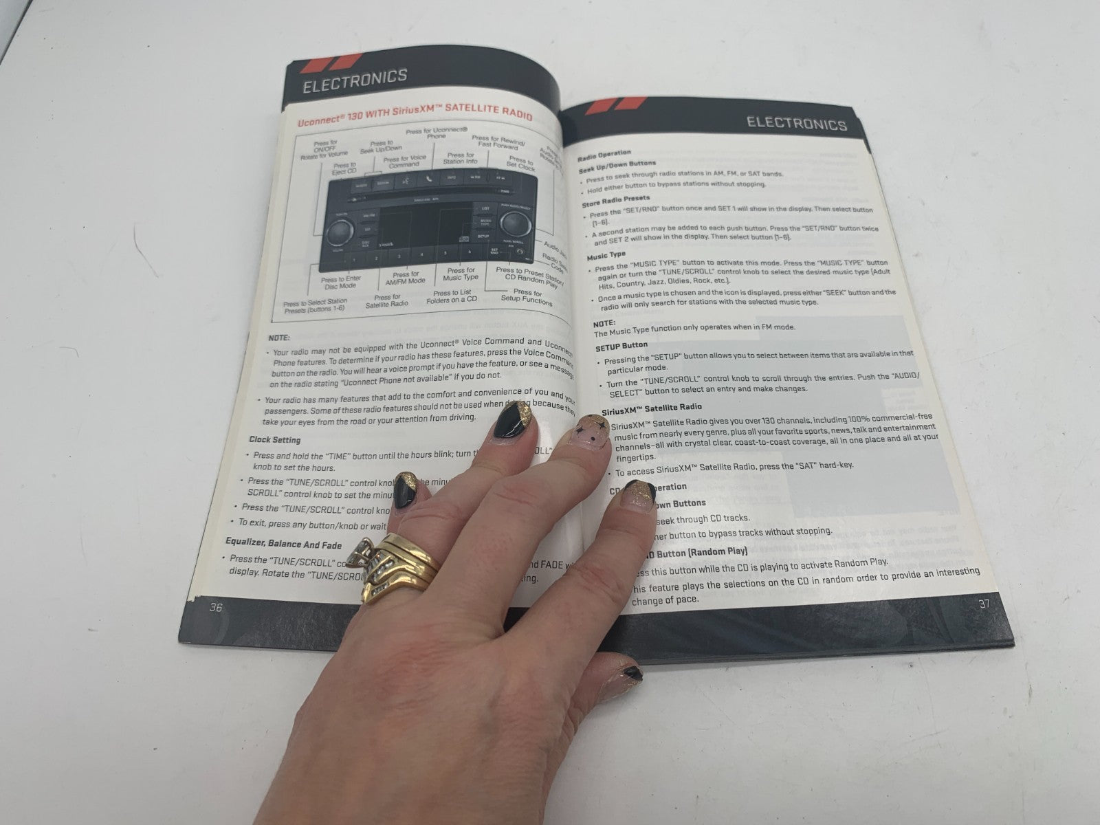 2013 Dodge Challenger Owners Manual Set with Case OEM