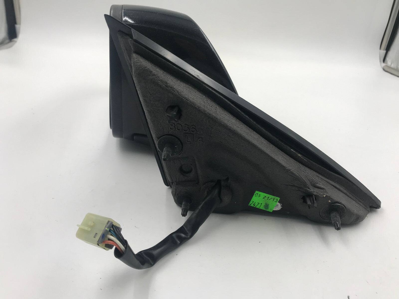 2011-2012 Chevrolet Malibu Driver Side View Power Door Mirror Charcoal D02B23027