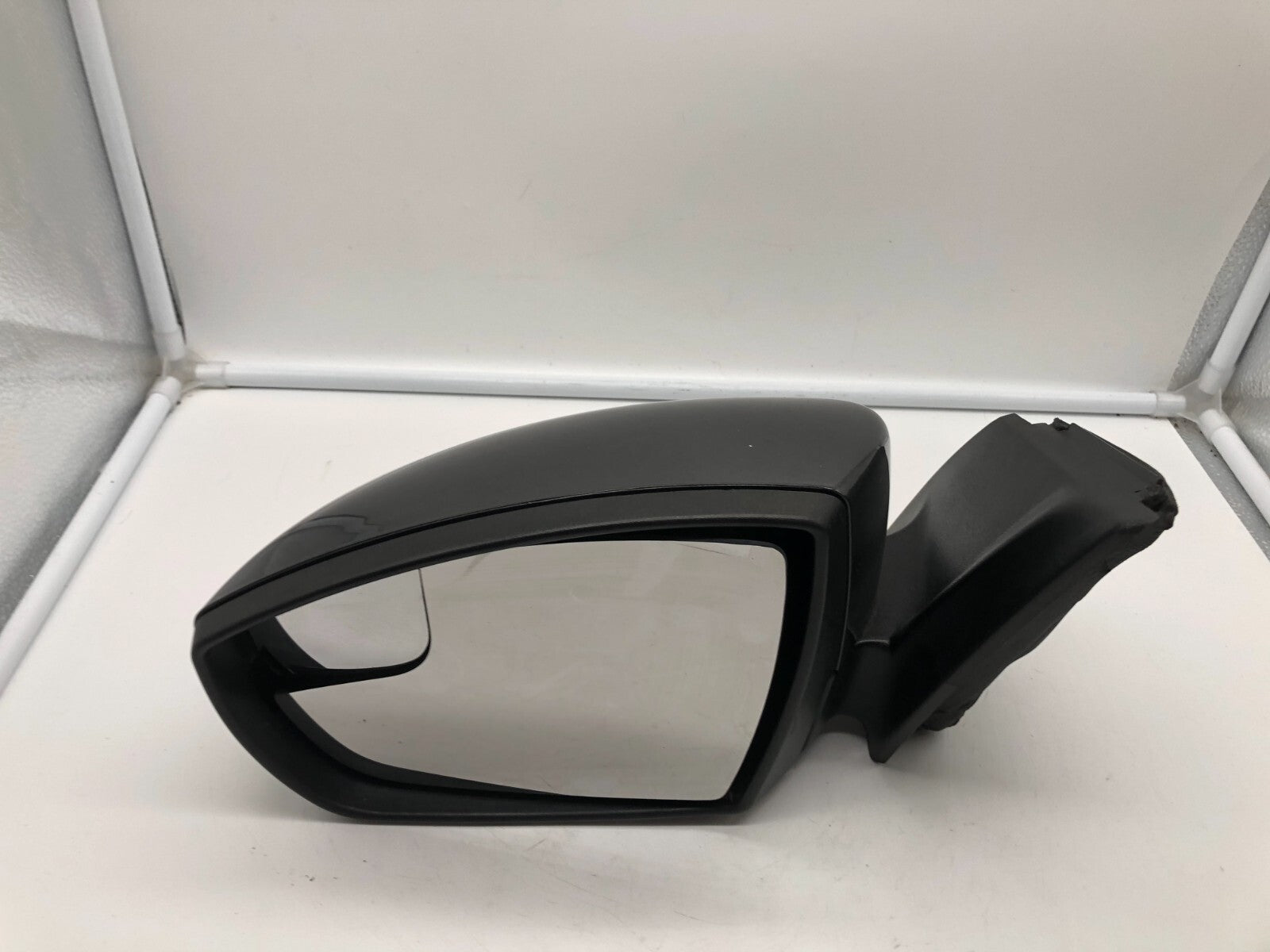2015-2018 Ford Focus Driver Side View Power Door Mirror Gray OEM D02B66011