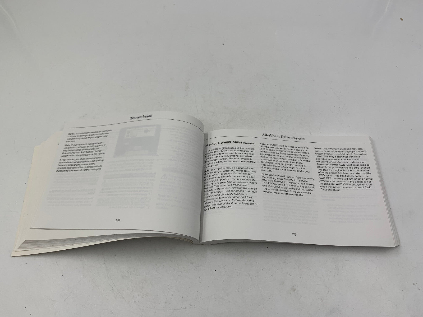 2013 Lincoln MKZ Owners Manual Set with Case OEM D01B69007