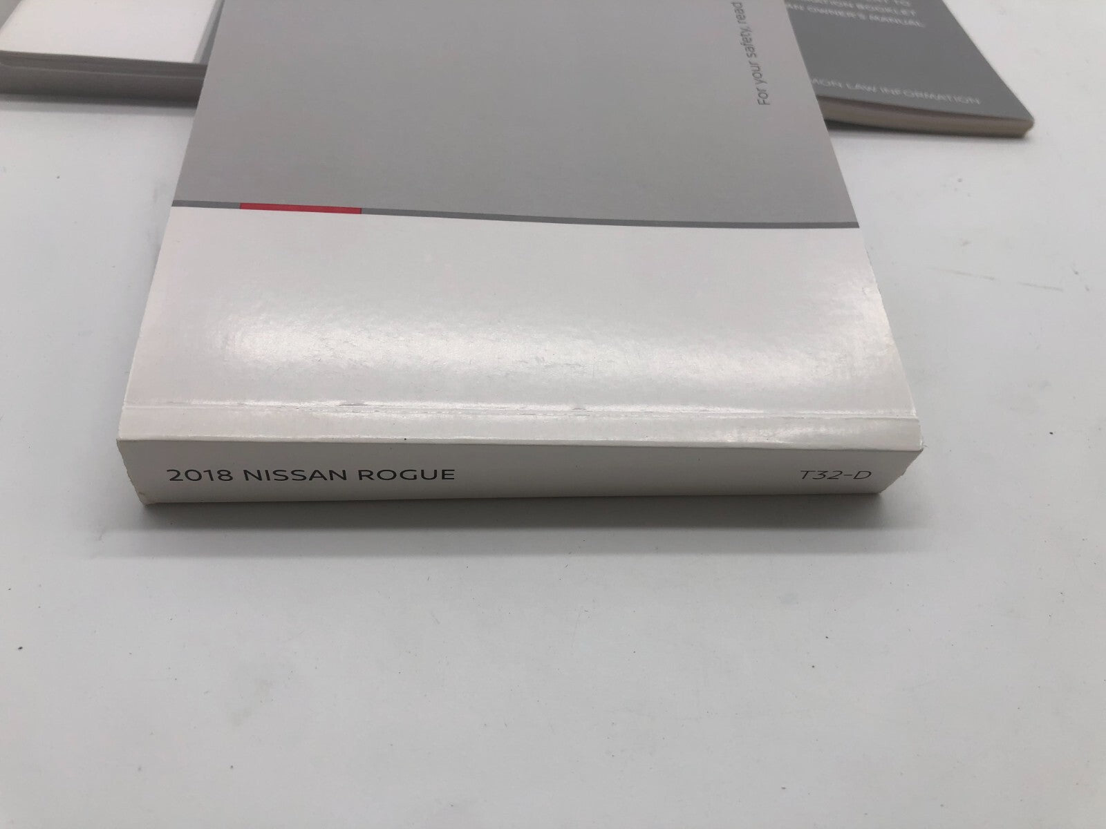 2018 Nissan Rogue Owners Manual Set with Case OEM A03B35058