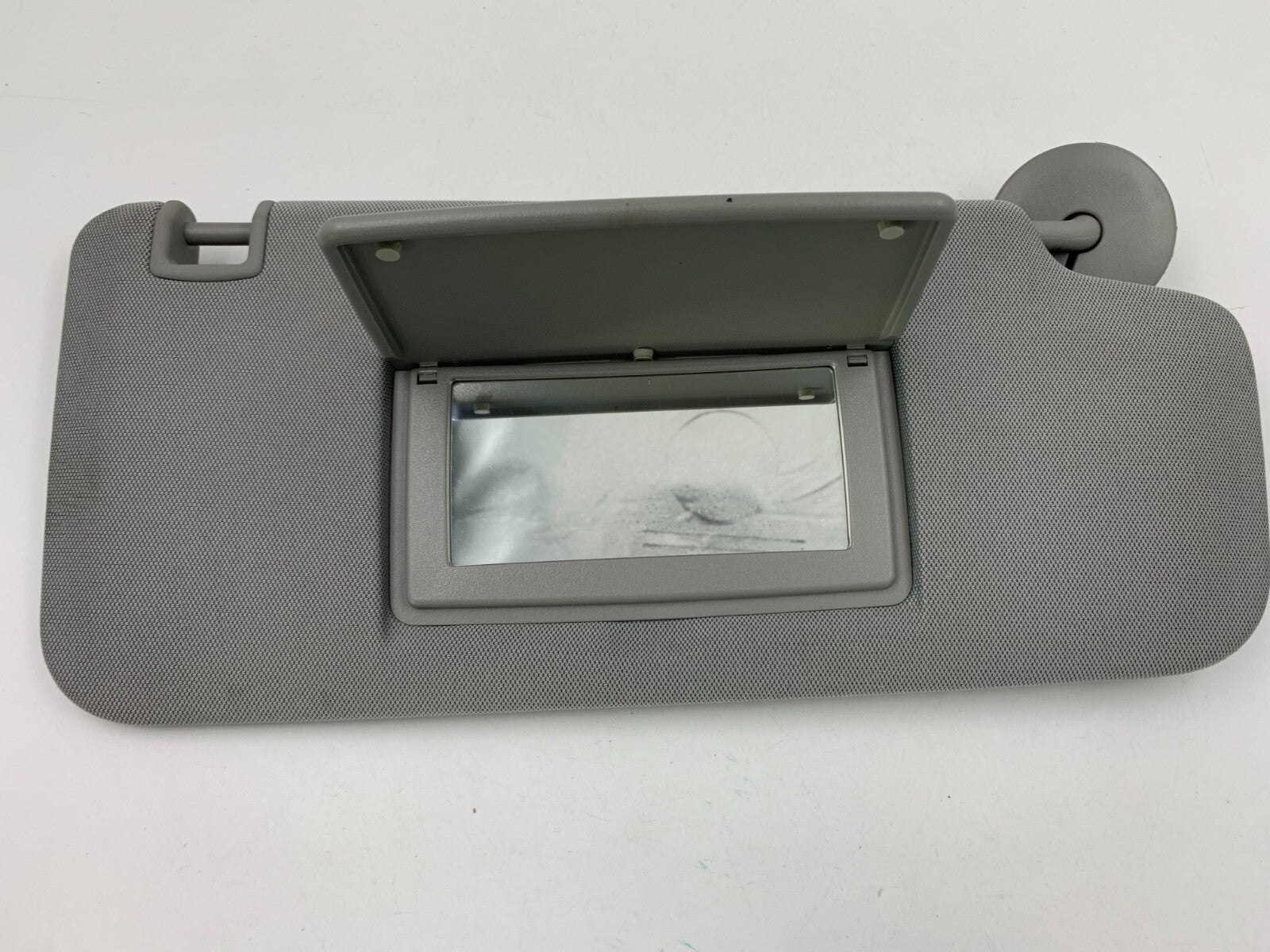 2017-2020 Chevrolet Trax Passenger Sun Visor Gray OEM D03B36051