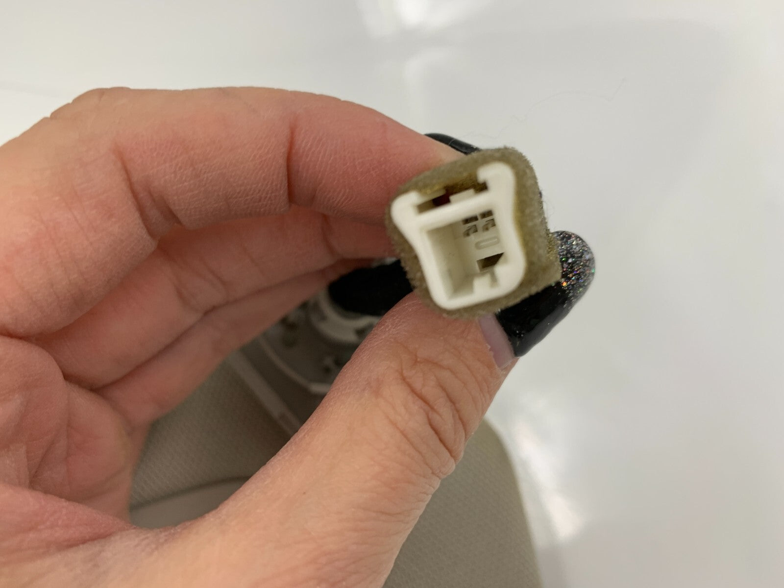 2015-2022 Subaru Legacy Passenger Sun Visor Beige Illuminated OEM D03B23052