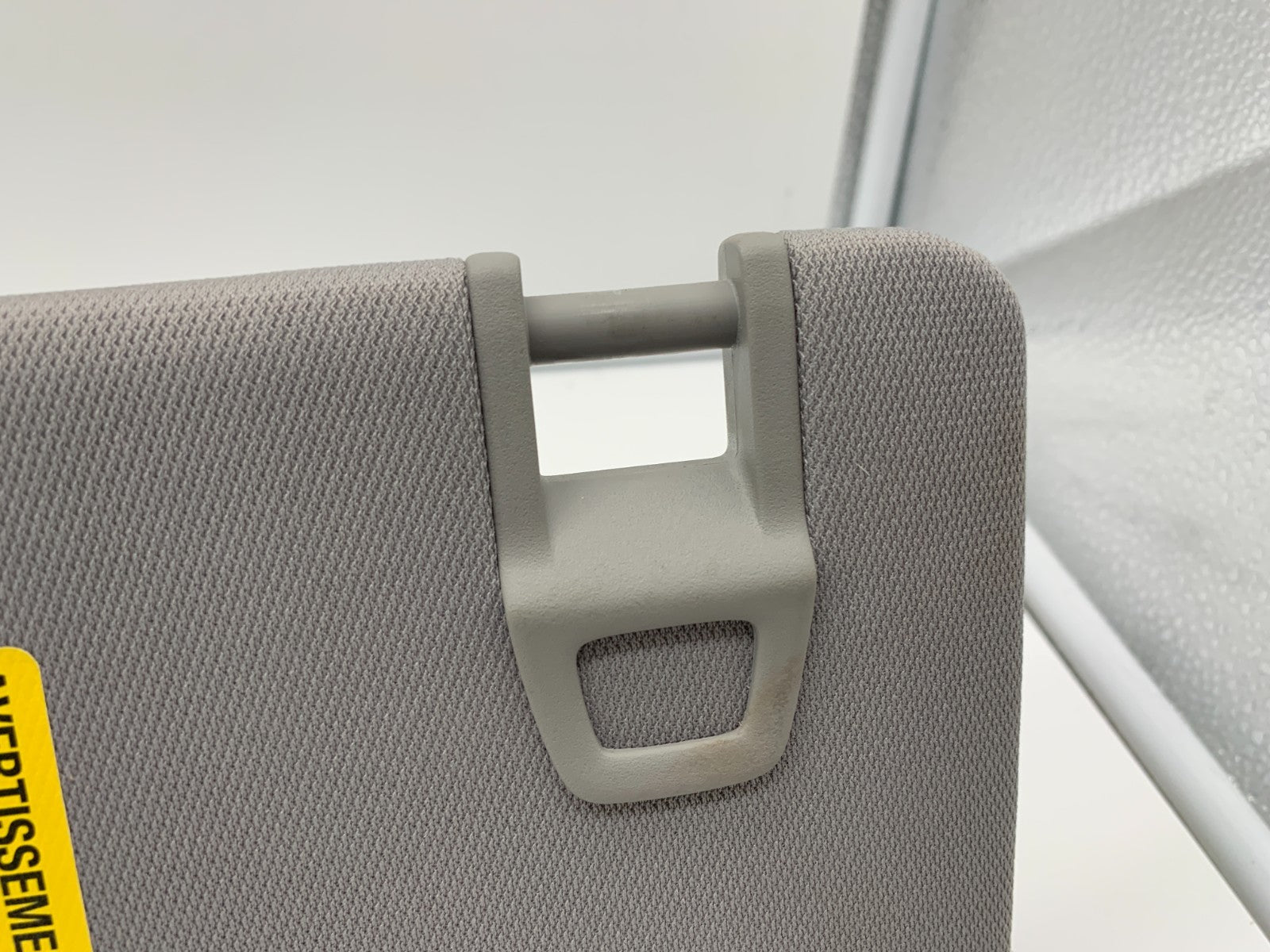 2018-2020 Chevrolet Equinox Passenger Sun Visor Illuminated OEM C01B28004