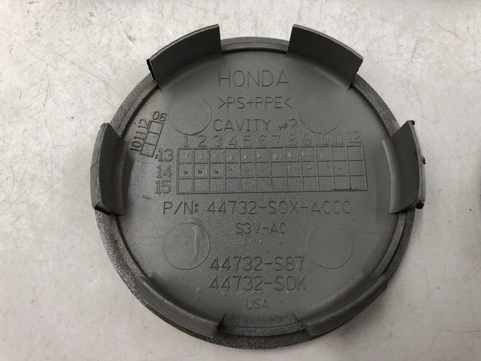 Honda Rim Wheel Center Cap Set Silver OEM D04B31085