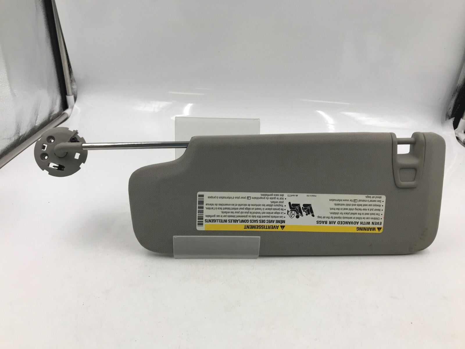 2004-2012 Chevrolet Malibu Passenger Sun Visor Gray OEM E01B30082