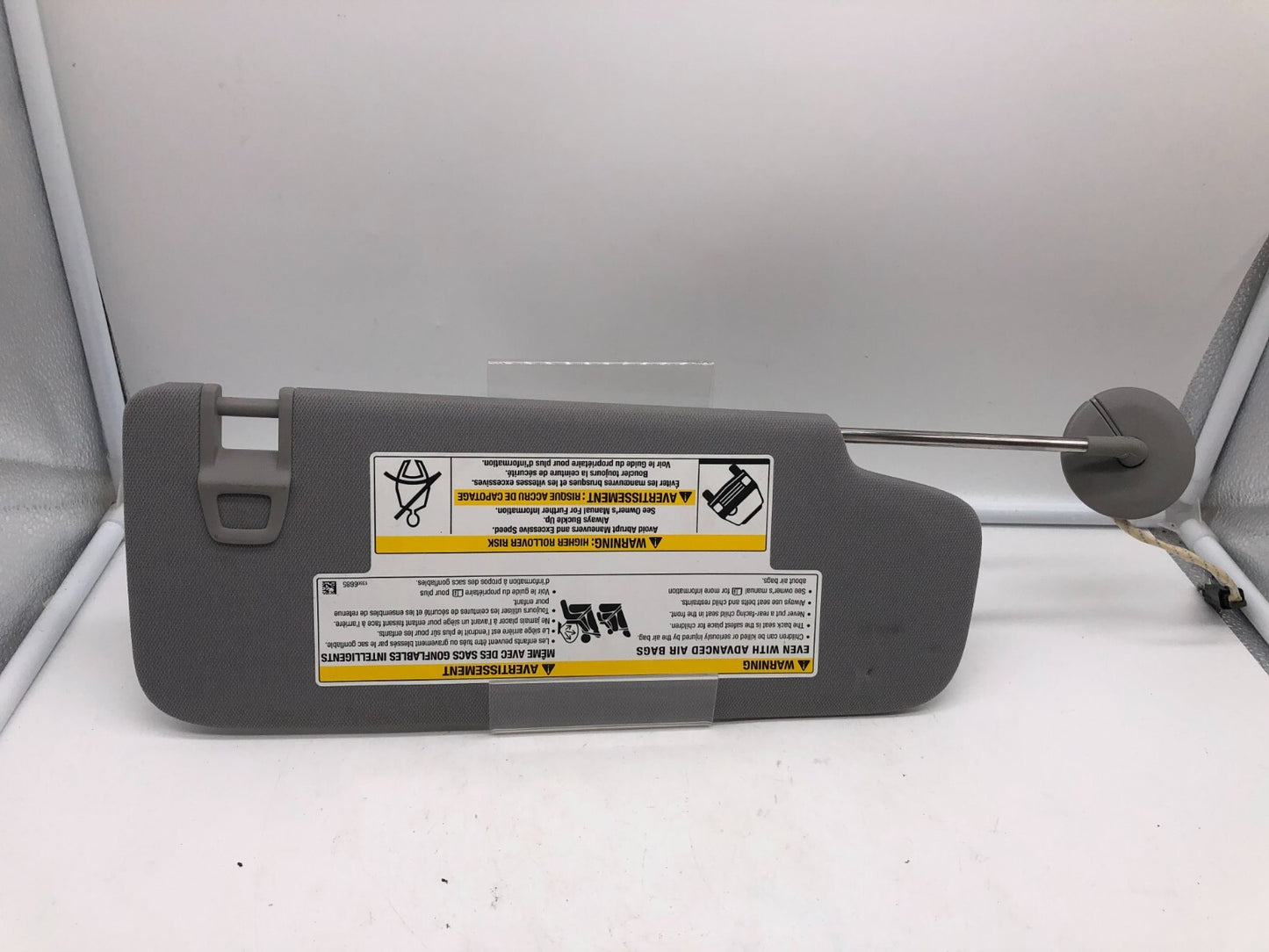 2021-2023 Chevrolet Trailblazer Driver Sun Visor Gray OEM D04B70009