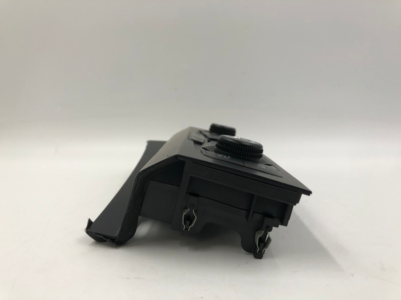 2009-2012 Audi A4 AC Heater Climate Control Unit OEM B04B09055