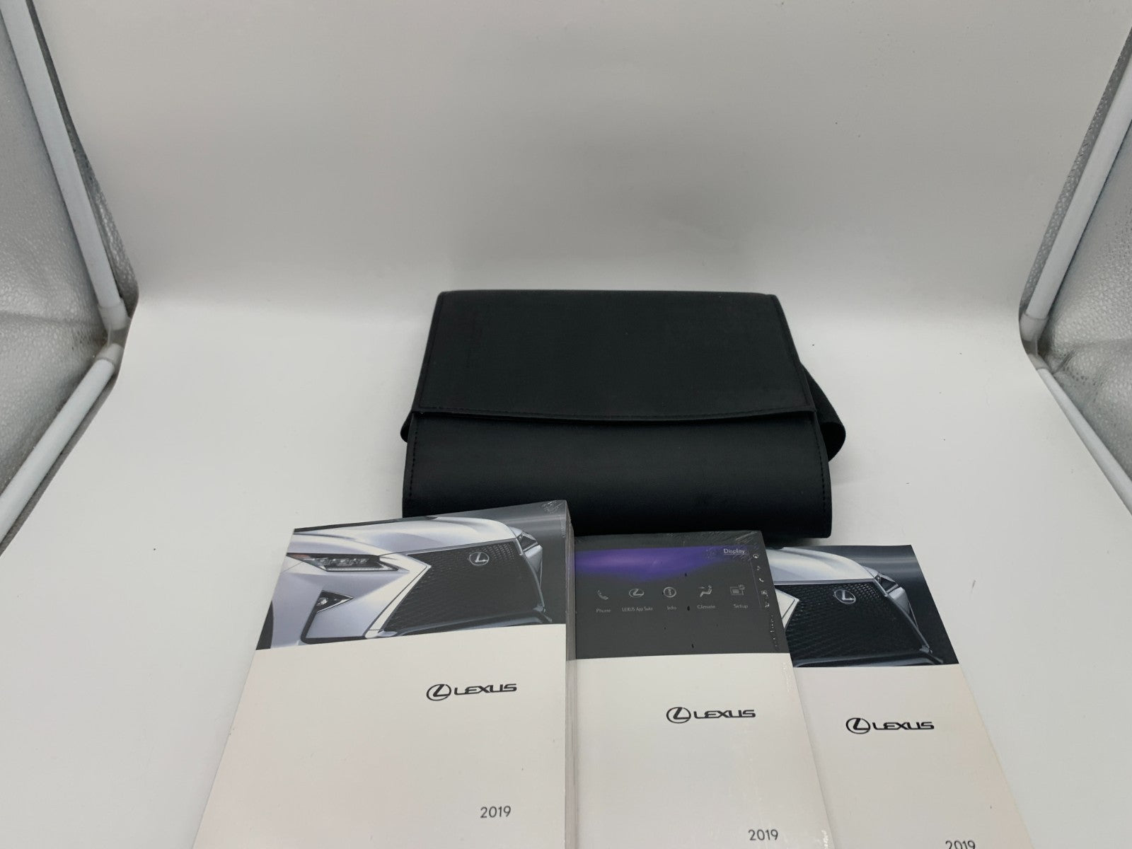 2019 Lexus RX350 RX350L Owners Manual Set with Case OEM D01B41076