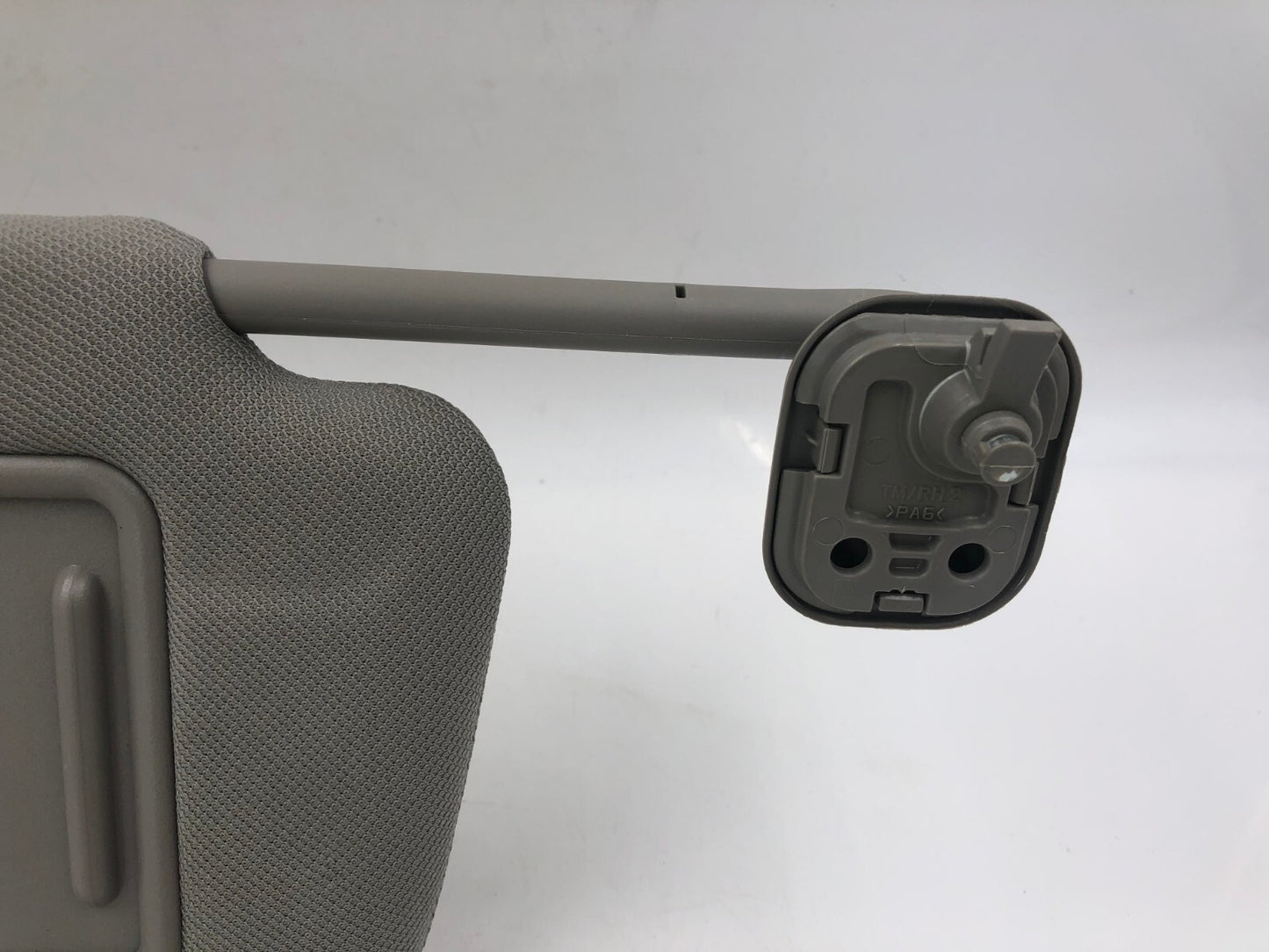 2019-2021 Hyundai Santa Fe Passenger Sun Visor Illuminated Gray OEM A02B06039