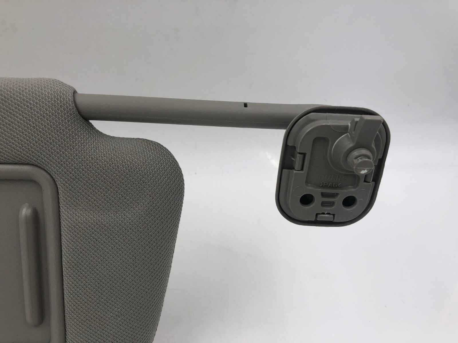 2019-2021 Hyundai Santa Fe Passenger Sun Visor Illuminated Gray OEM A02B06039