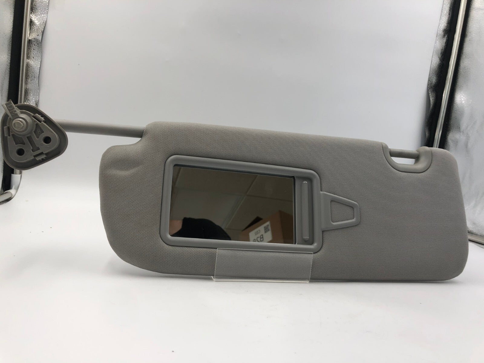 2013-2019 Hyundai Santa Fe Driver Sun Visor Gray Illuminated OEM C03B52058
