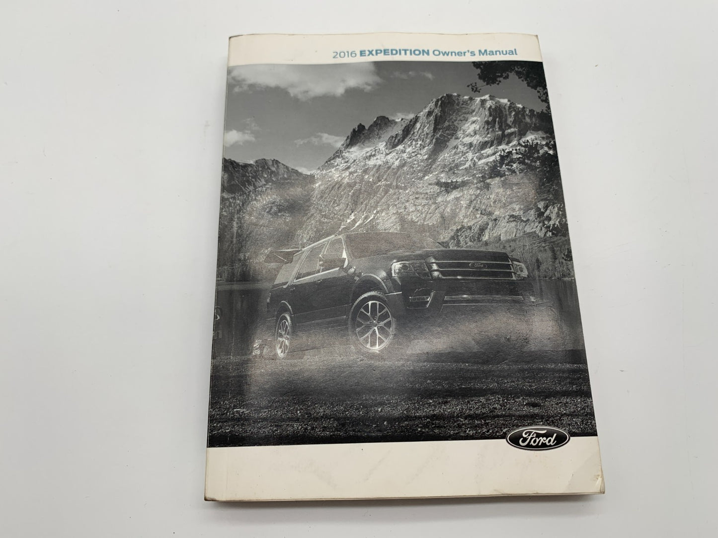 2016 Ford Expedition Owners Manual Set with Case OEM B03B23029