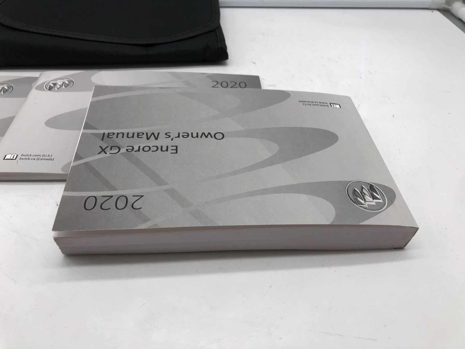 2020 Buick Encore GX Owners Manual Set with Case OEM A03B23040