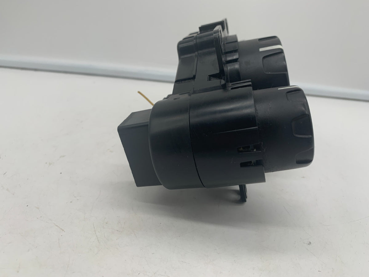 2014 Ford Fiesta Climate Control AC Heater Unit OEM