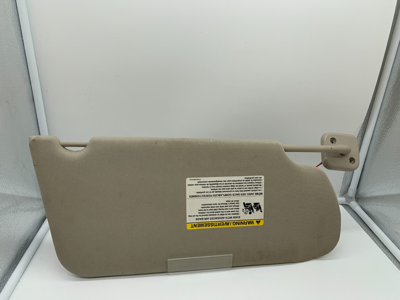 2009-2012 Ford Flex Driver Sun Visor Beige Illuminated OEM B03B25072