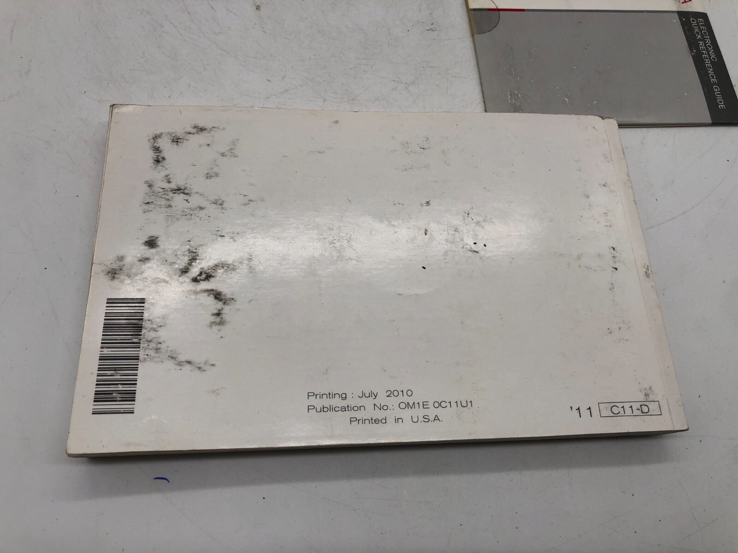 2011 Nissan Versa Owners Manual Set with Case OEM E02B40062