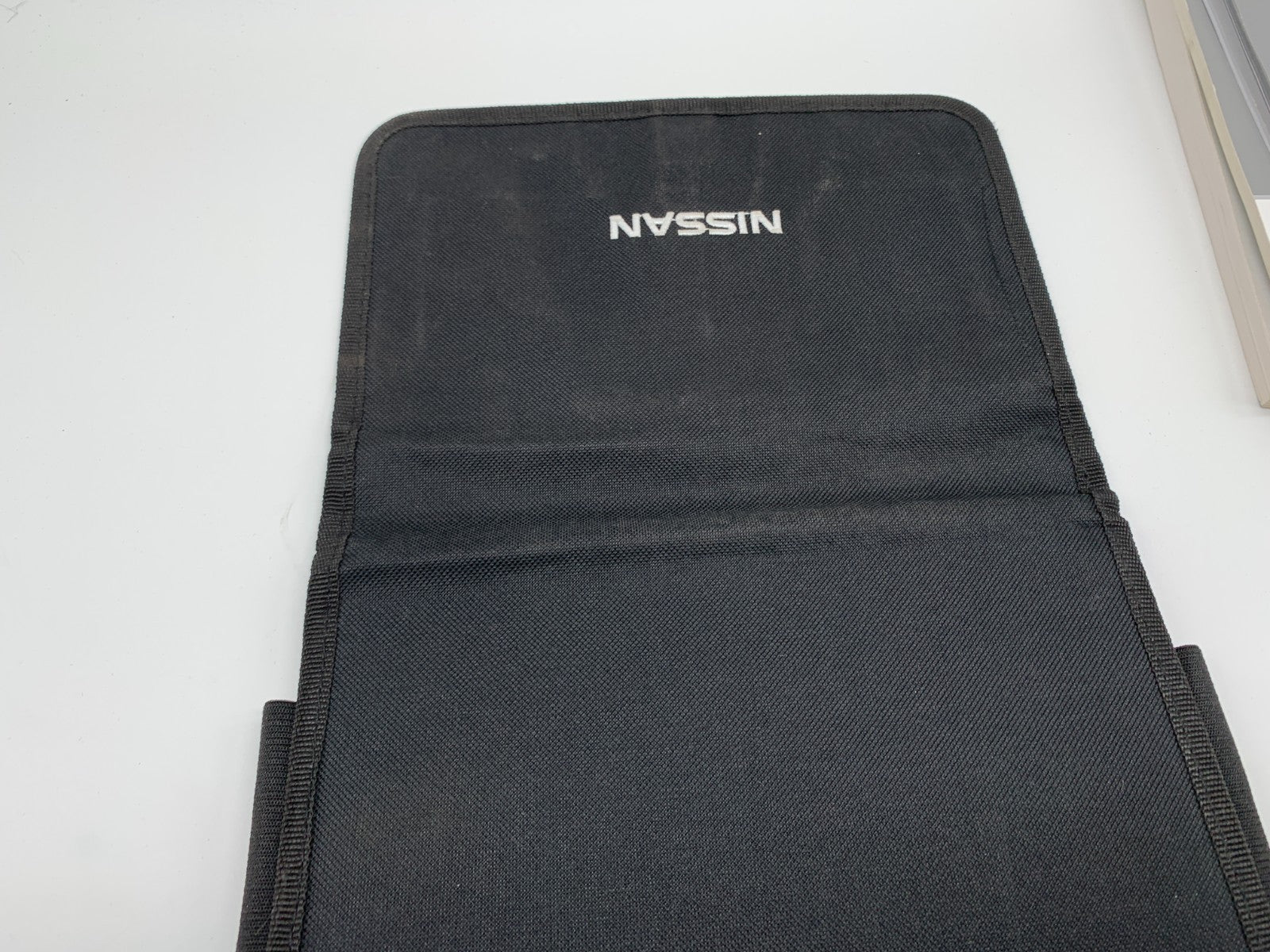2014 Nissan Maxima Owners Manual Set with Case OEM C04B08001